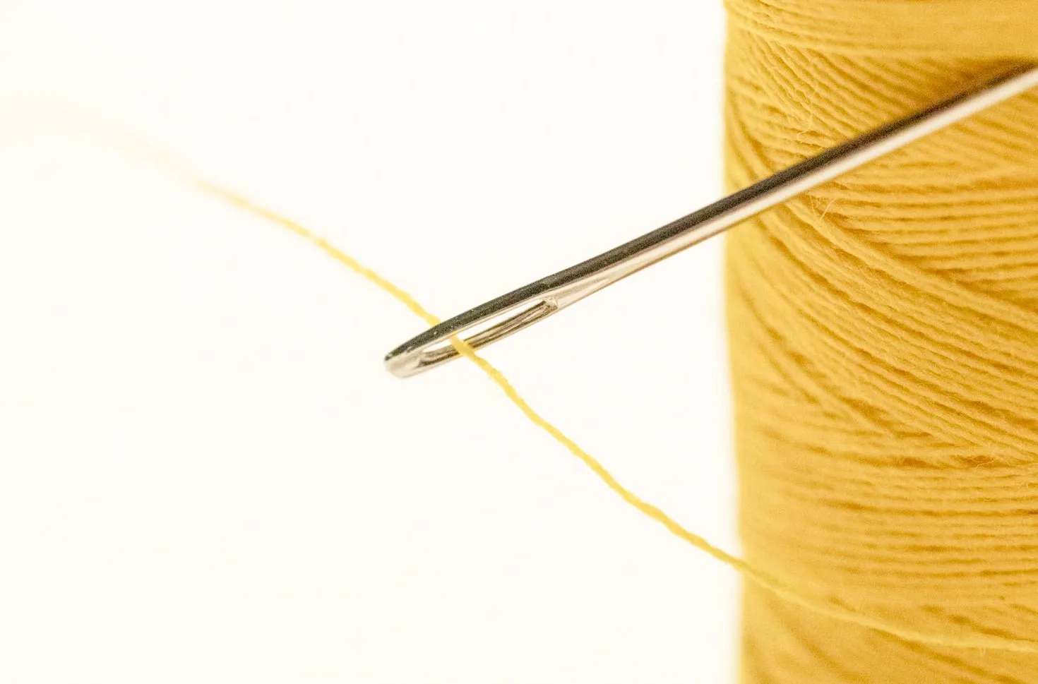 Il valore del rammendo nella moda sostenibile